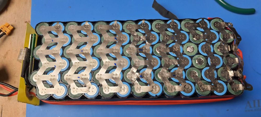 Точечная  Сварка аккумуляторов 18650