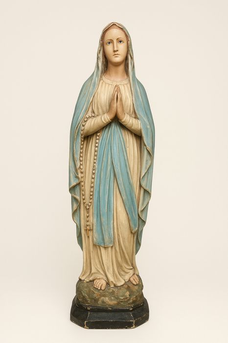 Figura Matki Bożej z Lourdes sygnowana J.K. Nr 8