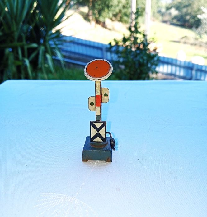 TRIX H0 Vorsignal, ANTIGO