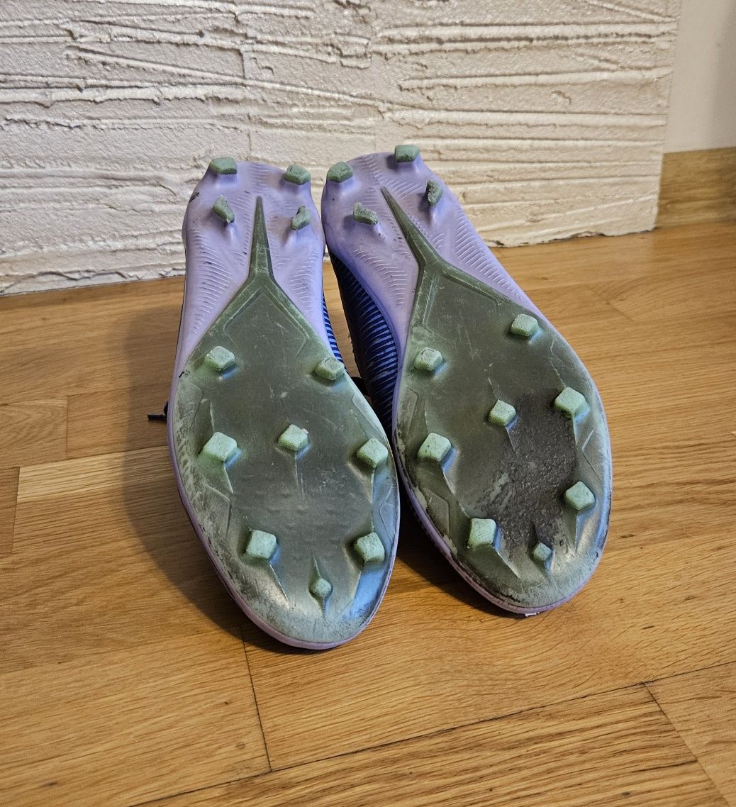 Buty do piłki nożnej dla dzieci Kipsta CLR FG sznurowane 38