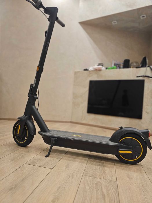 Електросамокат Segway-Ninebot MAX G30E II