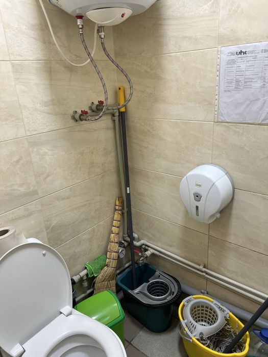 Оренда фасадного комерційного приміщення по вул . Мазепи ,біля Сільпо