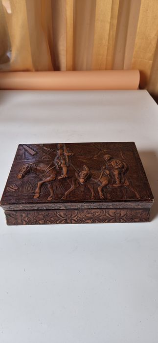 Stary hiszpański humidor skórzane pudełko na cygara  starocia T37