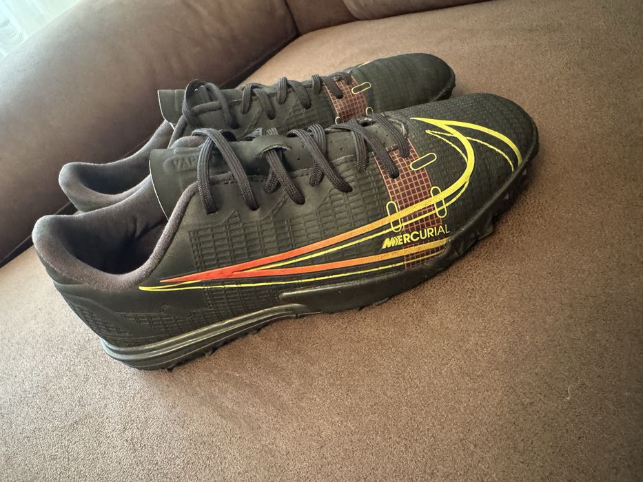 Сороконожки Nike Mercurial Vapor 14 Academy TF CV0978-090