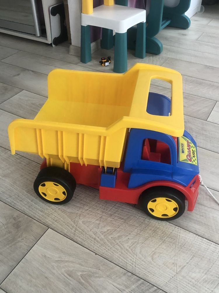 Машина гигант wader