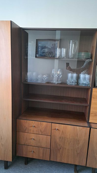 Meble do salonu PRL stół krzesła, połysk 1975 Obornickie Fabryki Mebli