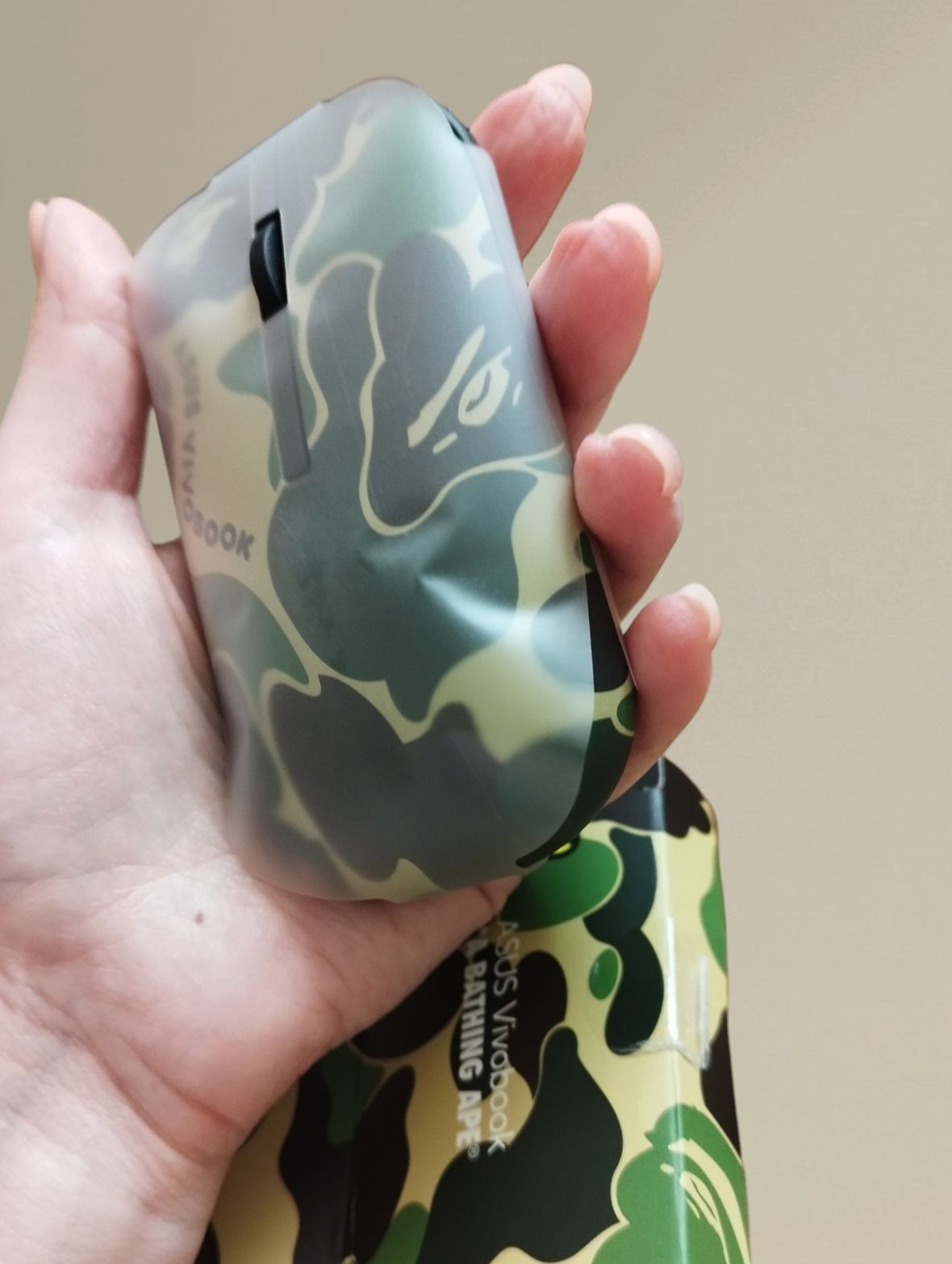 Asus коллаборация с A BATHING APE, мышь и сумка