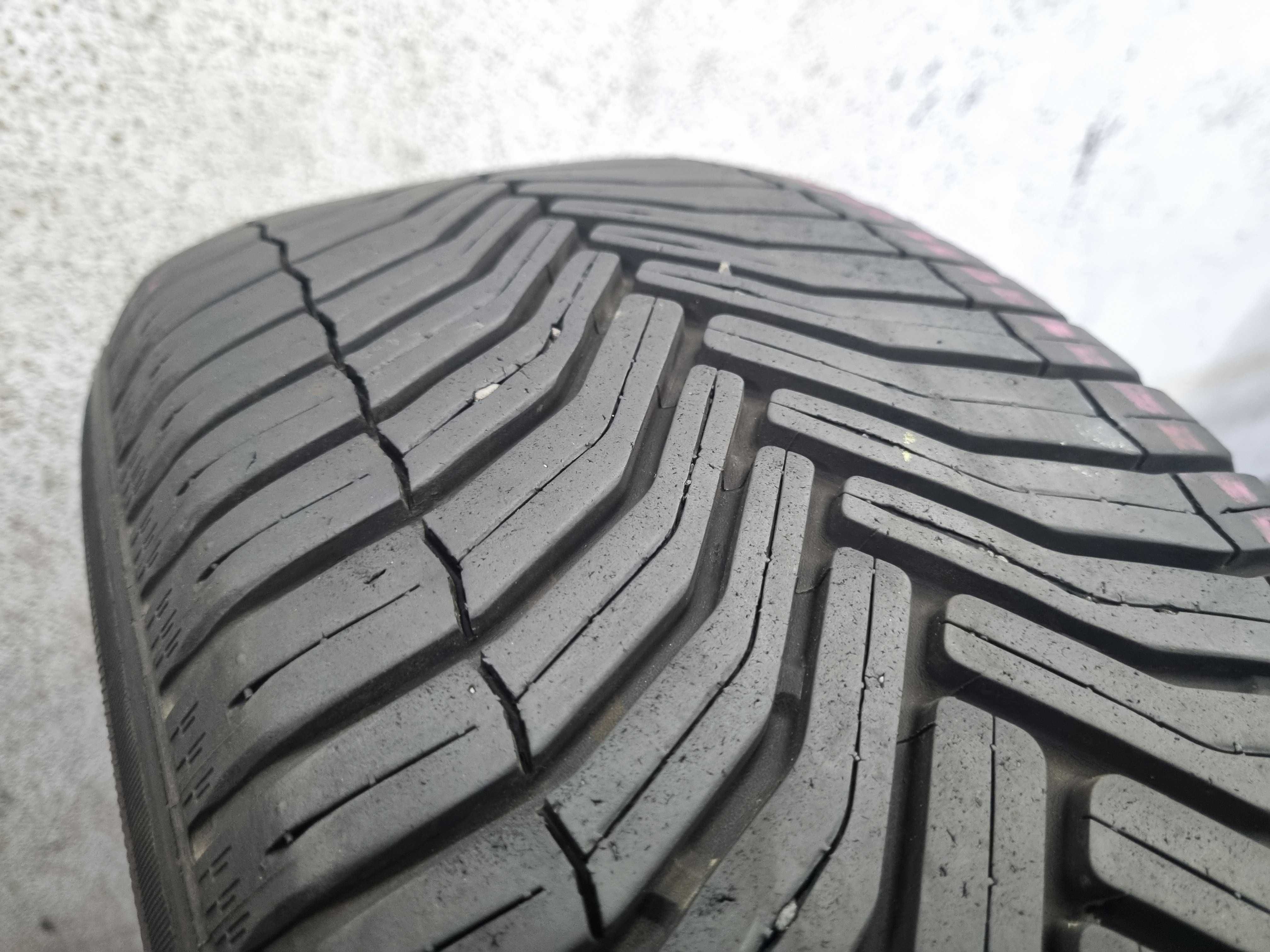 205/55/16 94V Michelin Cross Climate S1+ Dot.2622R