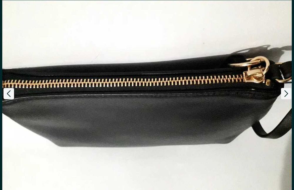 Mala preta pequena a tiracolo H&M