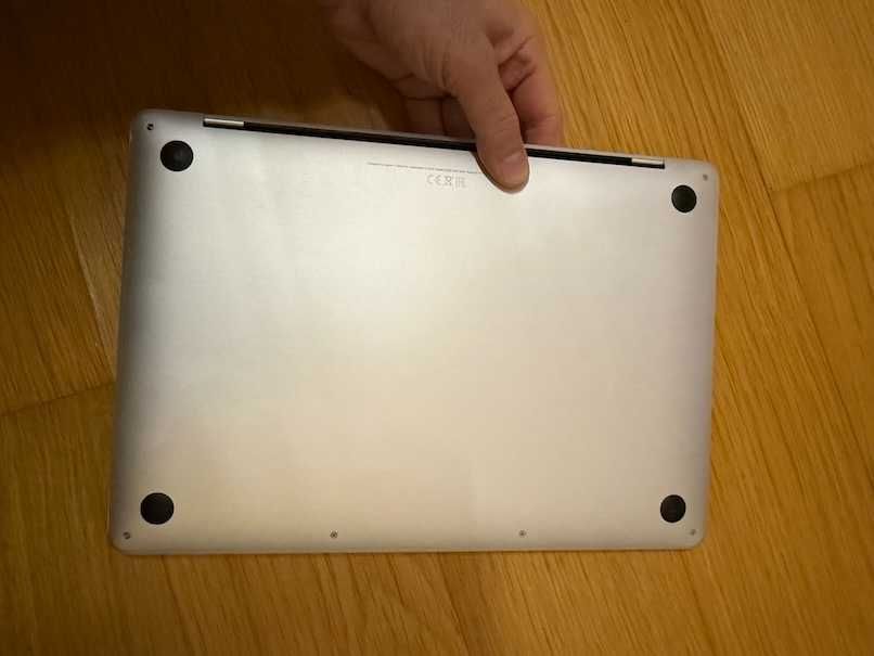 MacBook Pro M1 13”– 16GB RAM / 256GB SSD – Prateado