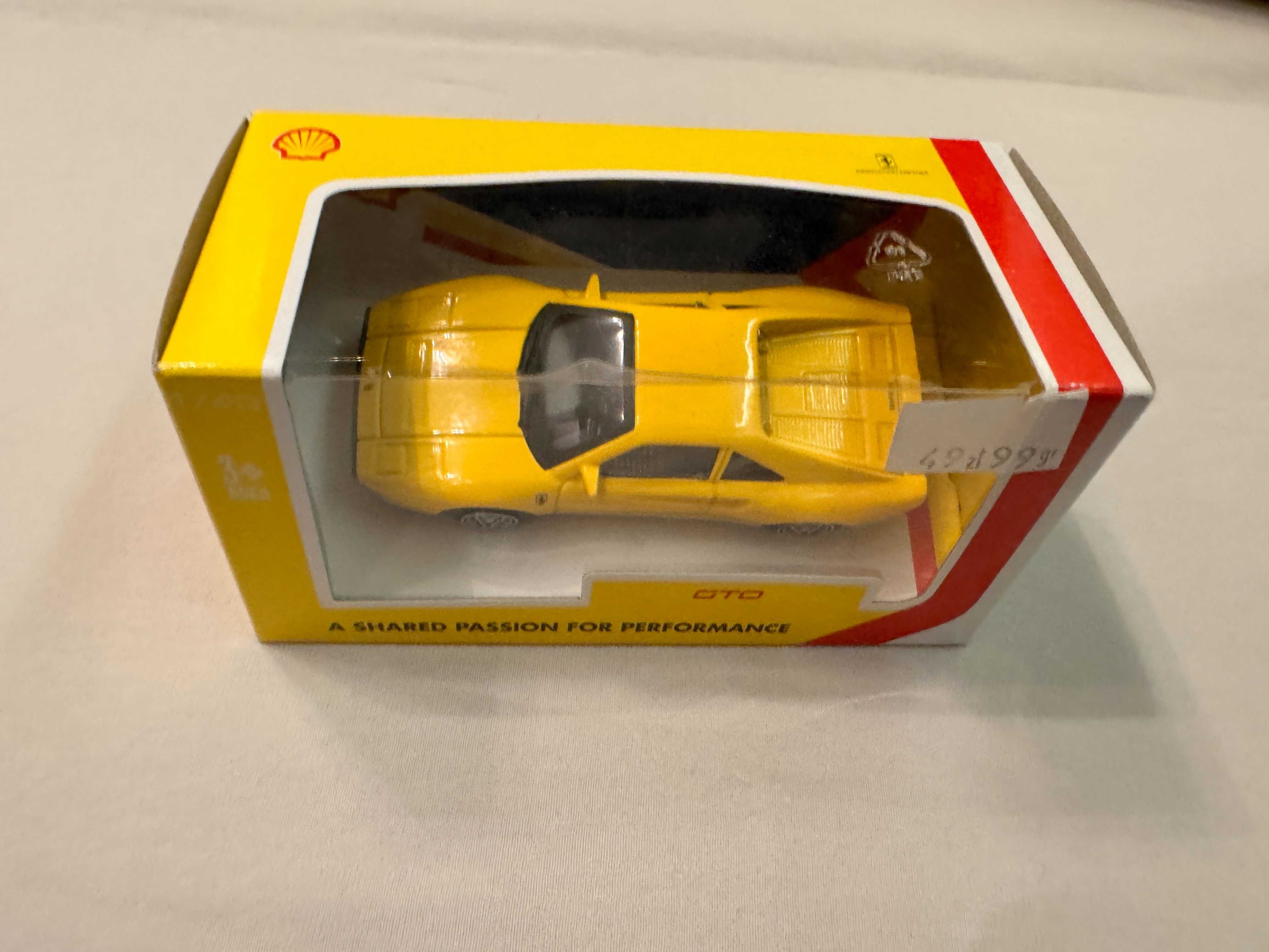 Ferrari GTO 1:43 burago shell