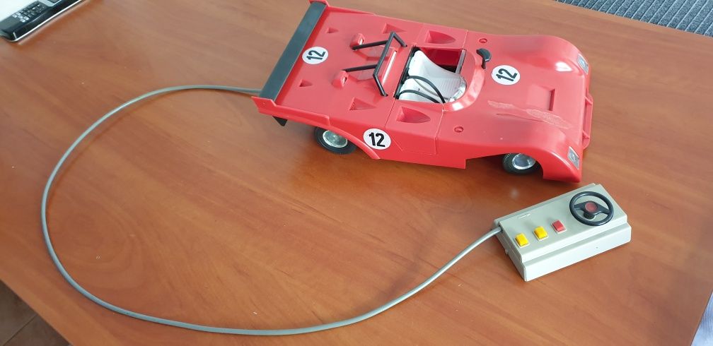 Ferrari 312 piko na kabel czasy PRL