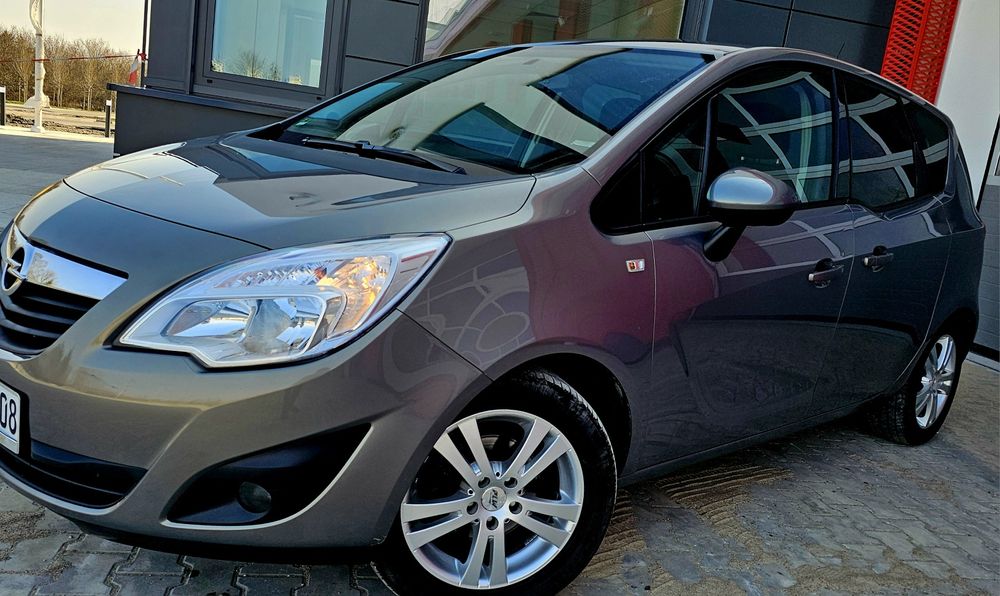 Opel Meriva 1.4 TURBO Benzyna * Piękna * Mały przebieg *