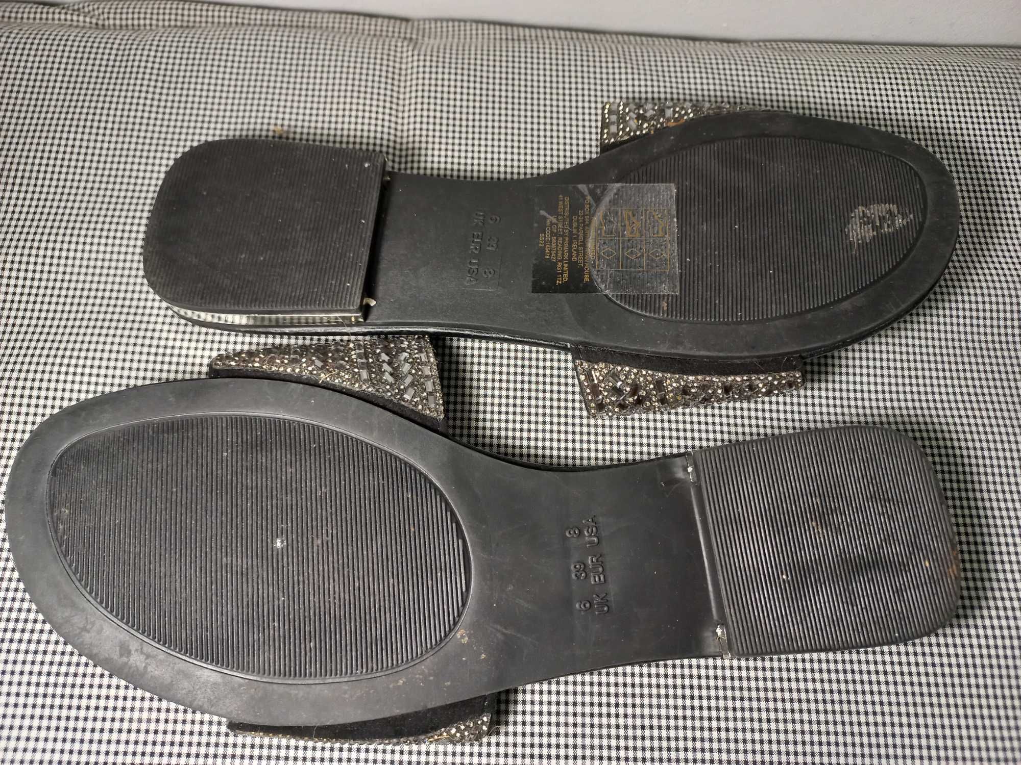 PRIMARK sandały klapki  z ozdobnymi cekinami r. 39; 25 cm