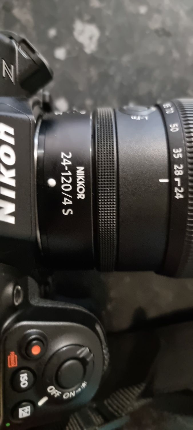 Máquina nikon z8