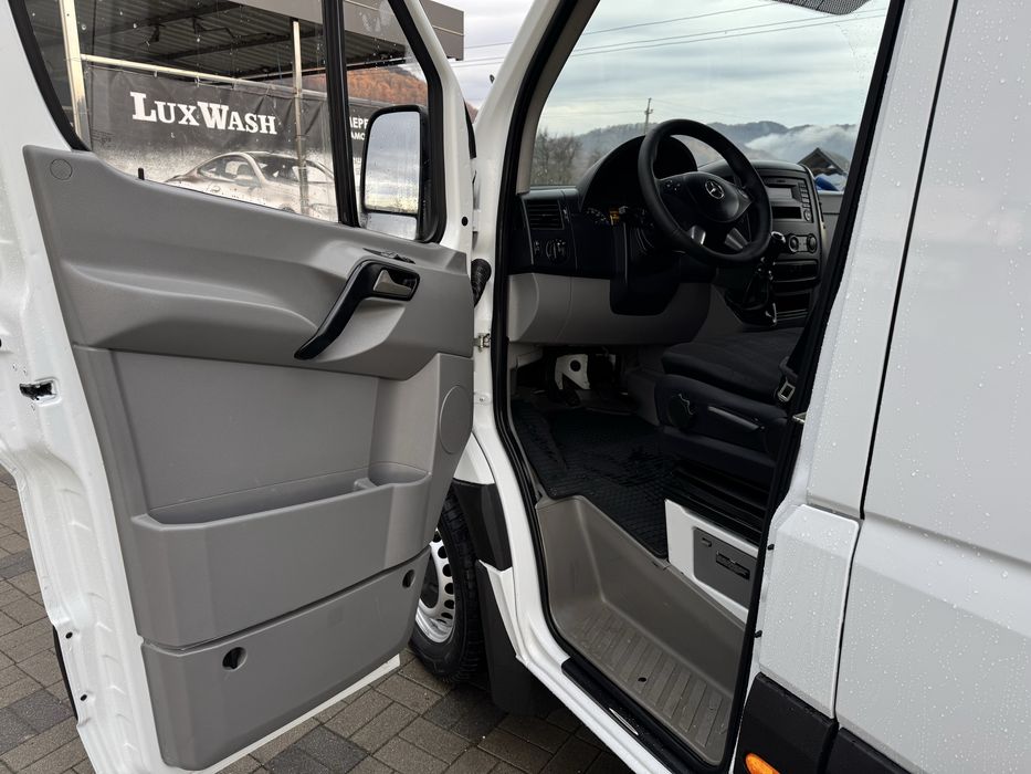 Mercedes-Benz Sprinter 319 CDI Extra Long 2014 року