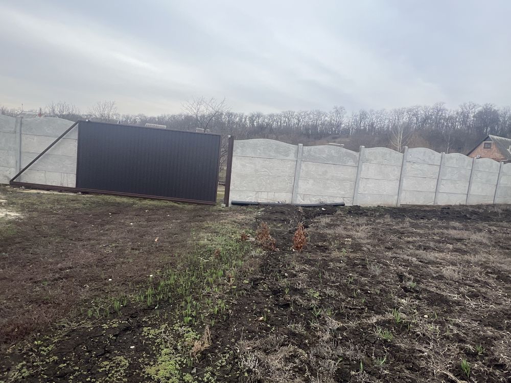 Продам дачу в СТ « Меліоратор»