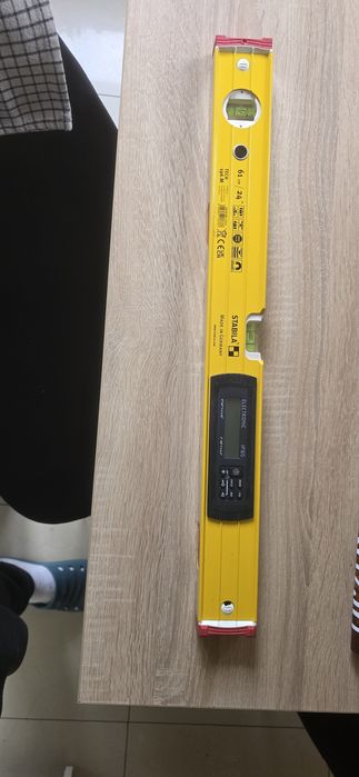 Poziomica stabila elektroniczna