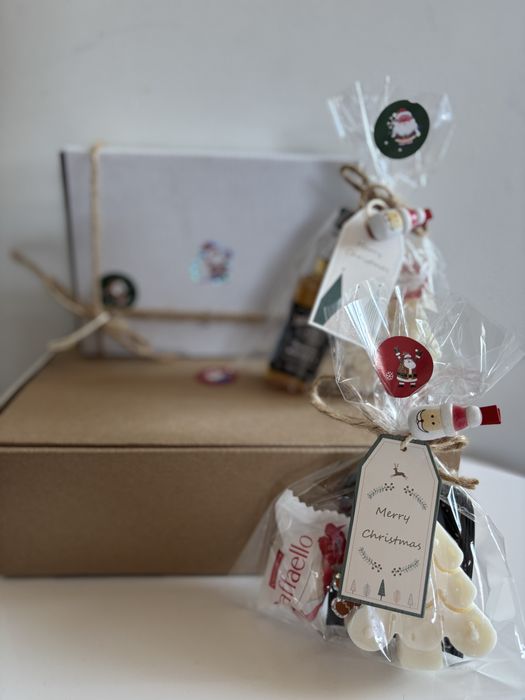 Świąteczne swiece sojowe upominki