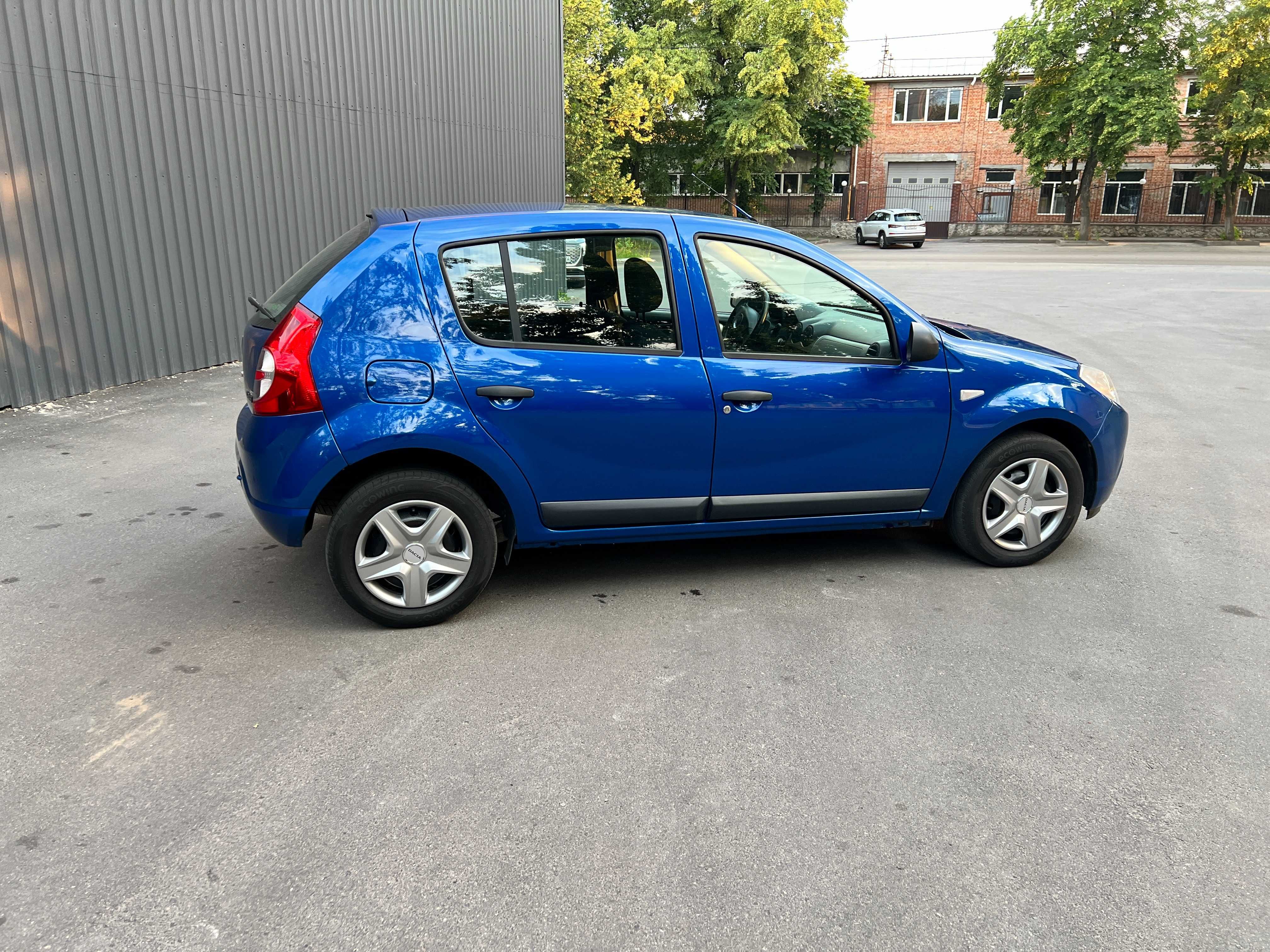 Dacia Sandero,Дачия Renault Сандеро