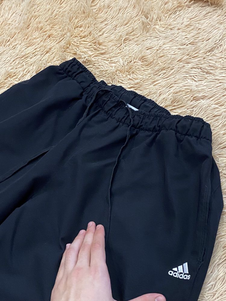 Чёрные штаны на утяжках adidas sport essentials адидас оригинал
