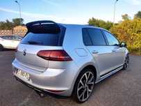 Volkswagen Golf GTI Clubsport_ 265KM_Automat_Panorama_Sportowe fotele