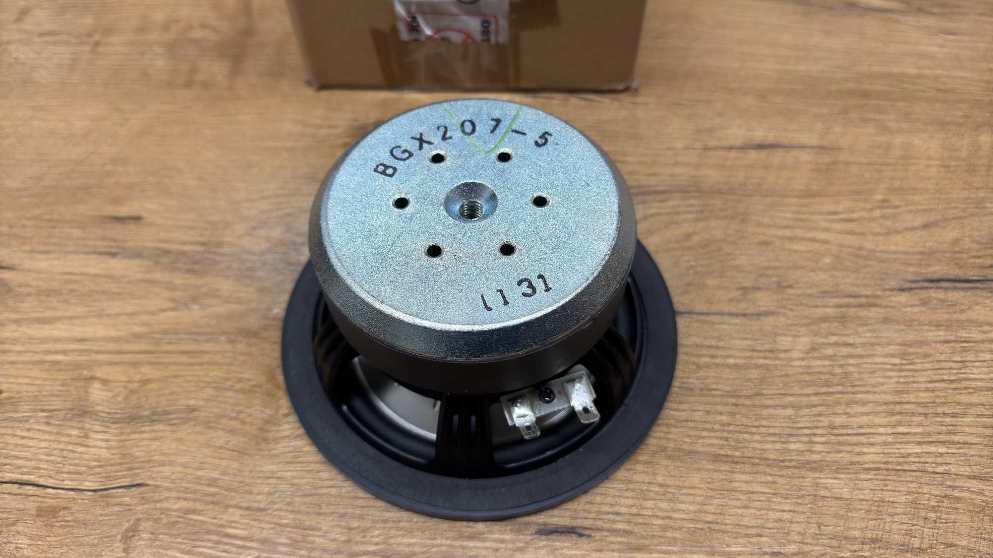 głośnik dbgx207-5 z kolumny monitor audio gx 200
