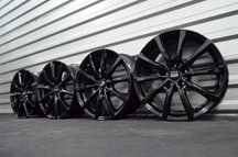 Felgi 5x114,3 R18 NISSAN Juke Qashqai Primera RENAULT Laguna Megane Koleos