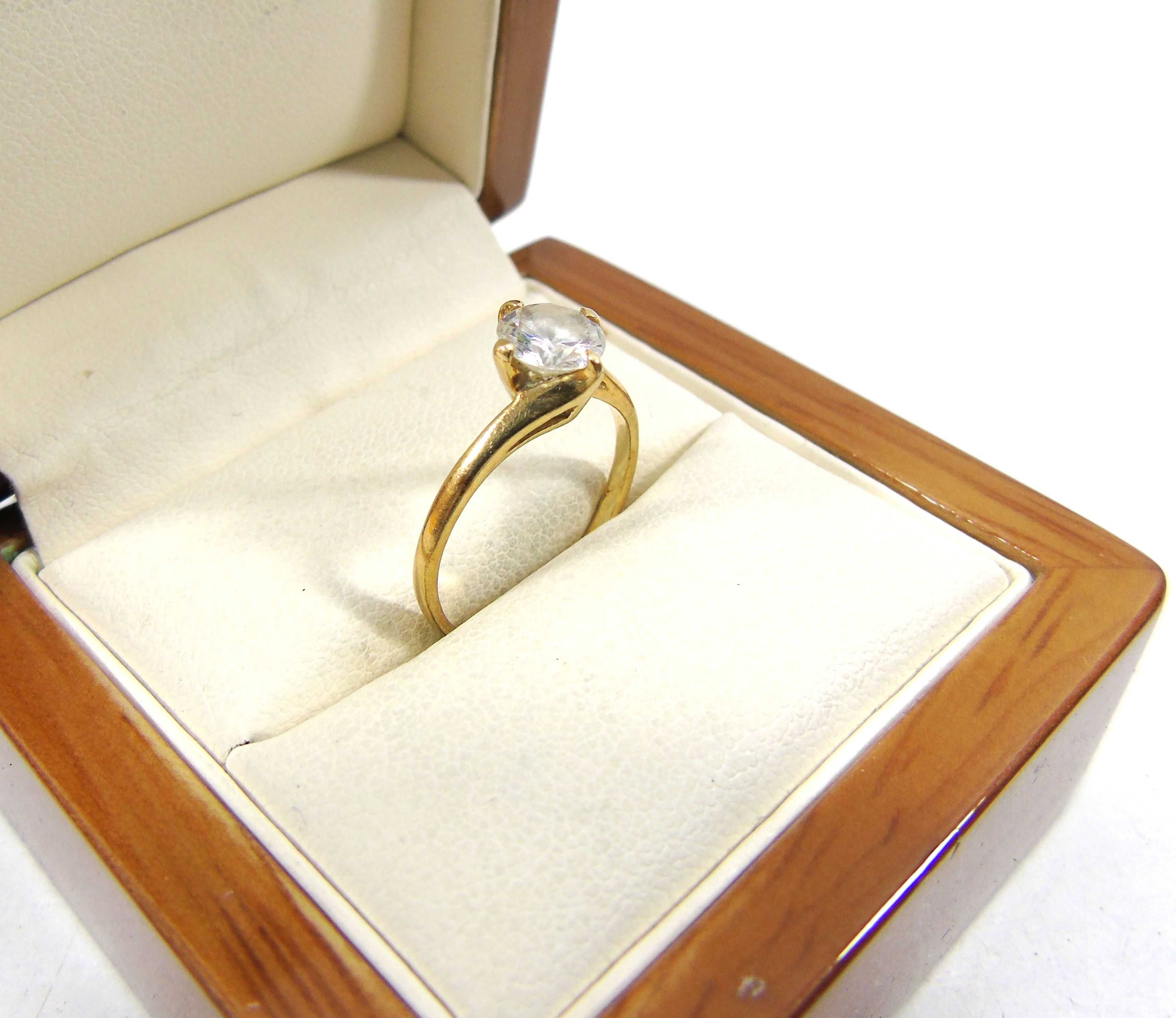 Złoty pierścionek PR585 14K R.11 Lombard Żuromin Loombard