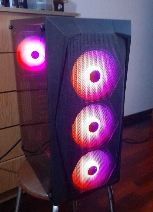 Vendo torre PC Novo, e Gráfica usada. Windows 11 instalado