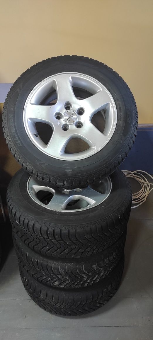 Резина MAXXIS 205/60 R15