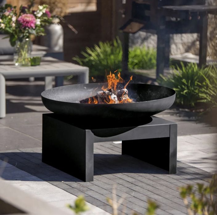 Чаша костровая, очаг, кострище стальное.