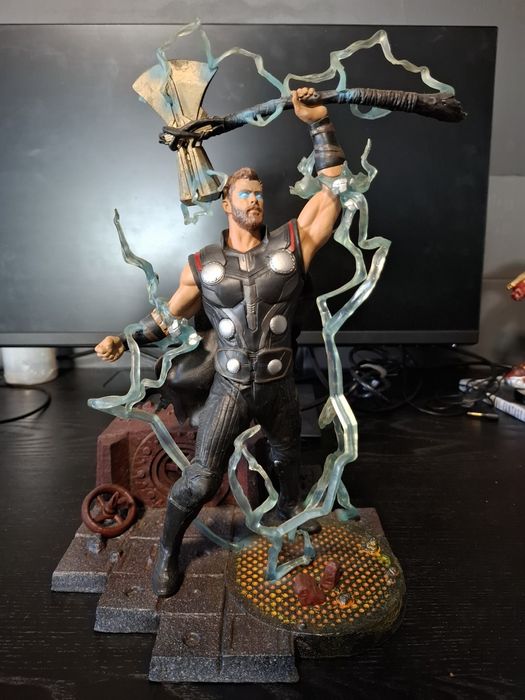 Marvel Diamond Gallery - Thor Infinity War