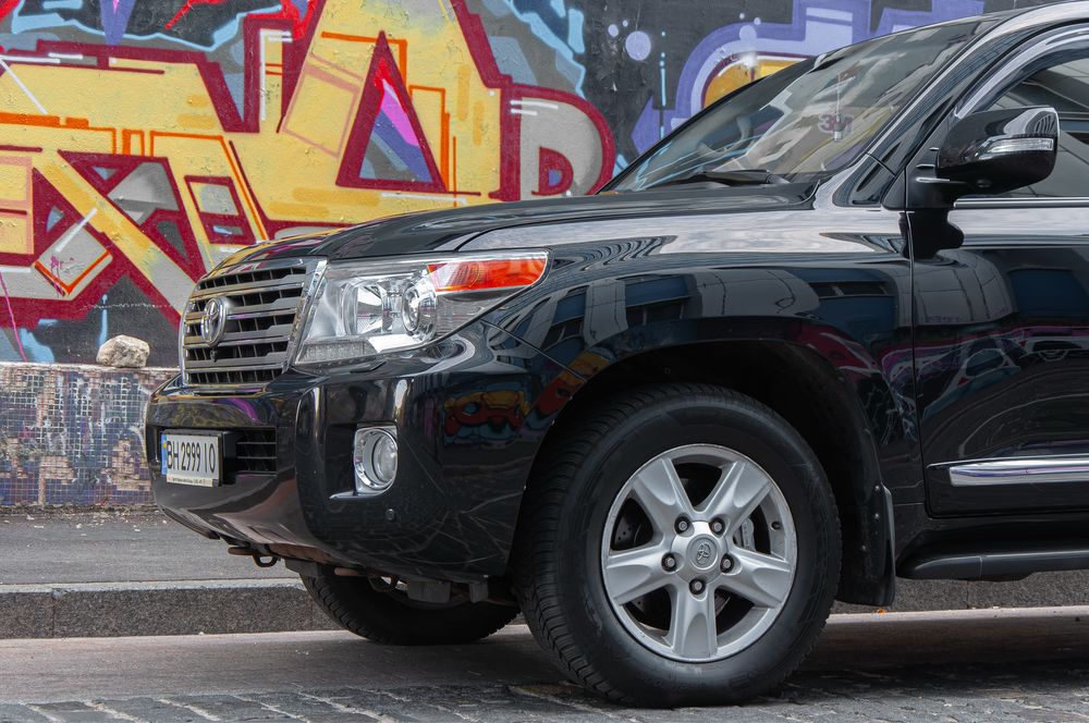 Toyota Land Cruiser 200 рестайлінг