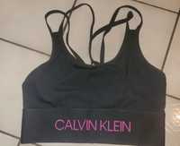 Top Calvin Klein