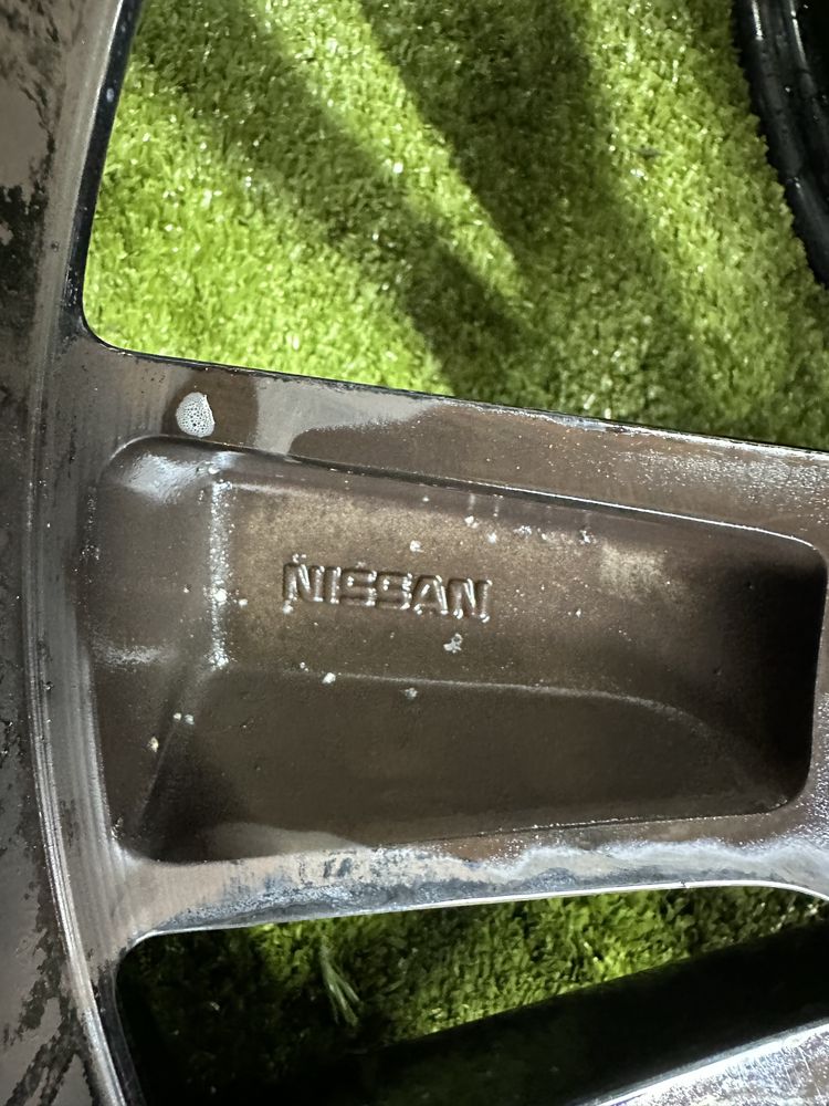 Диски 5/114.3/R19 7J ET40 ЦО67.1 Nissan