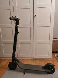 Hulajnoga elektryczna nienebot segway es2