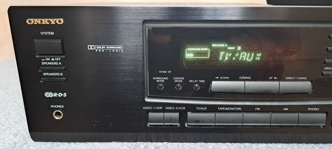 Amplituner ONKYO TX-SV353 z funkcją kina 5.1 + gratis.