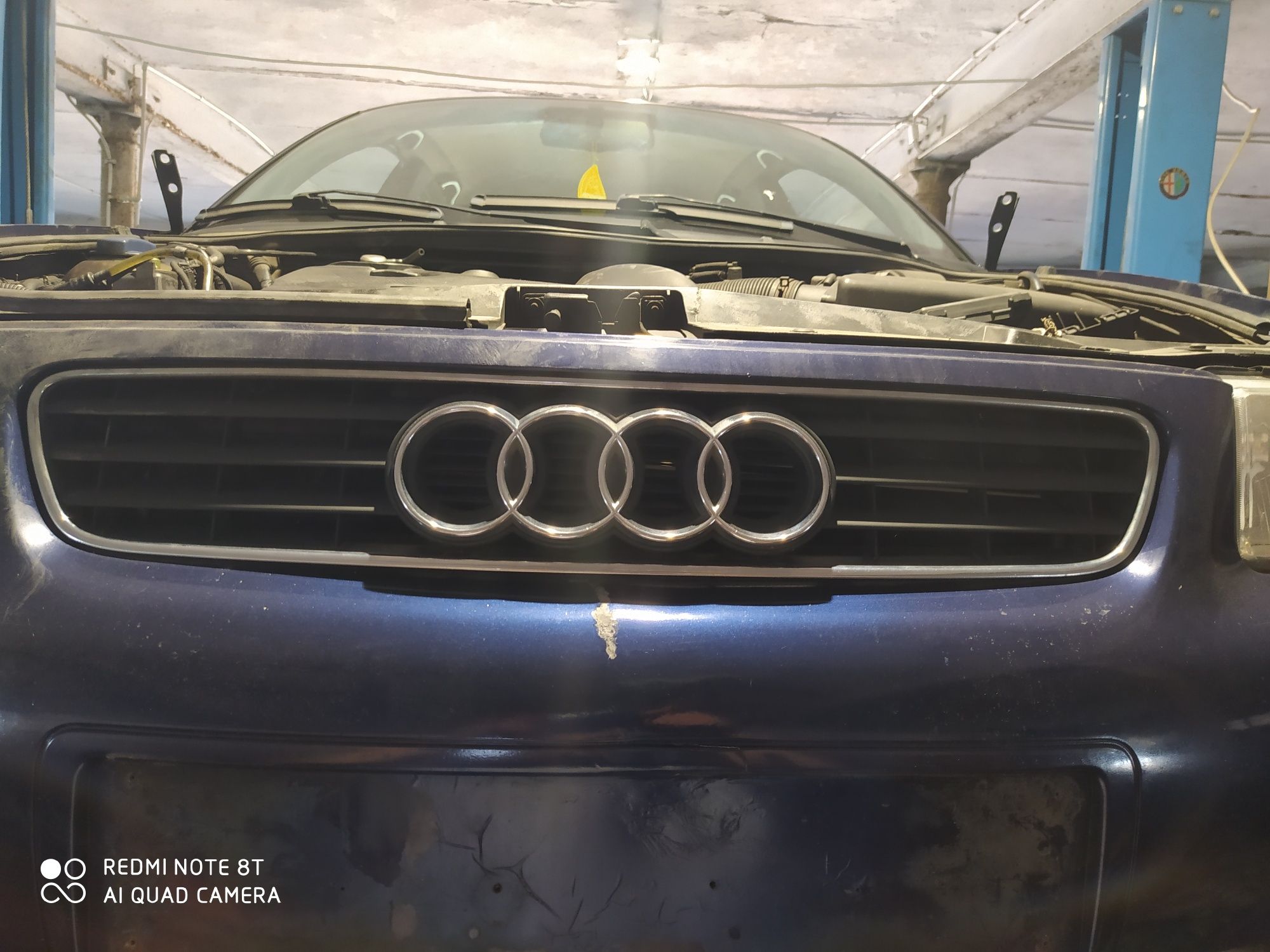 Audi A3 8L grill