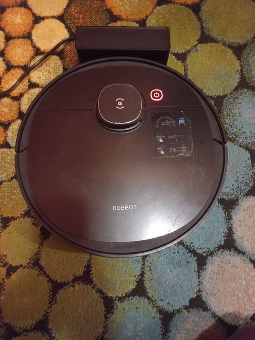 Робот пилесос ,DEEBOT OZMO 950
