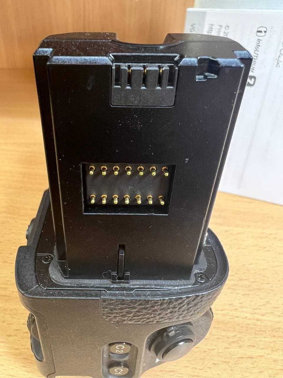 Батарейный блок Sony VGC-3EM Vertical Grip для Alpha 7M3/7RM3/9