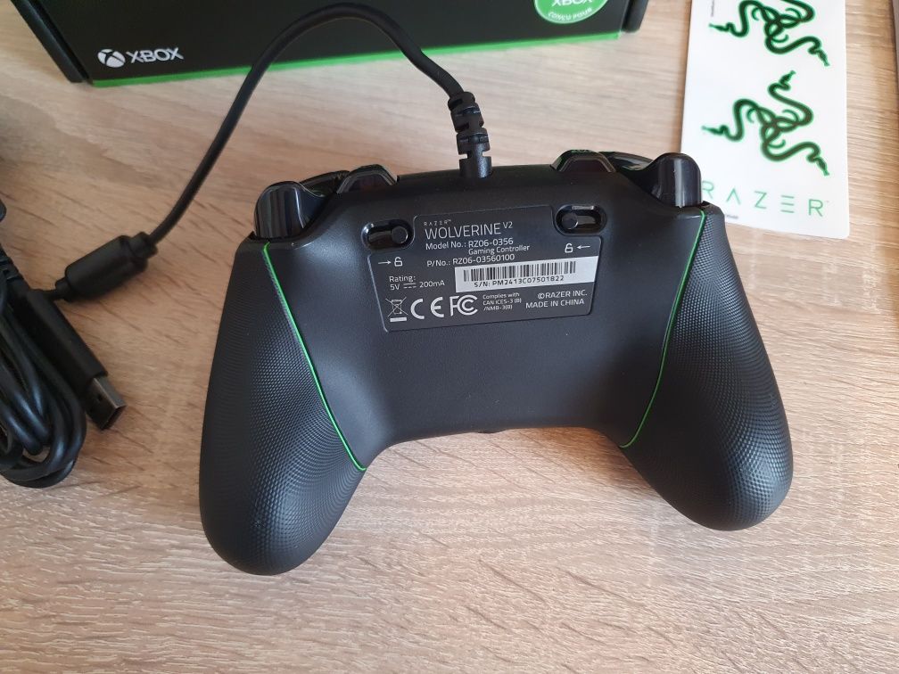 Pad Xbox Series X Razer Wolverine V2