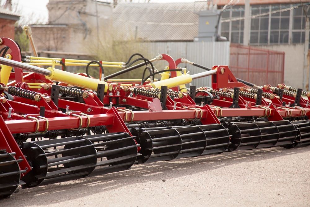 Культиватор КСО-8