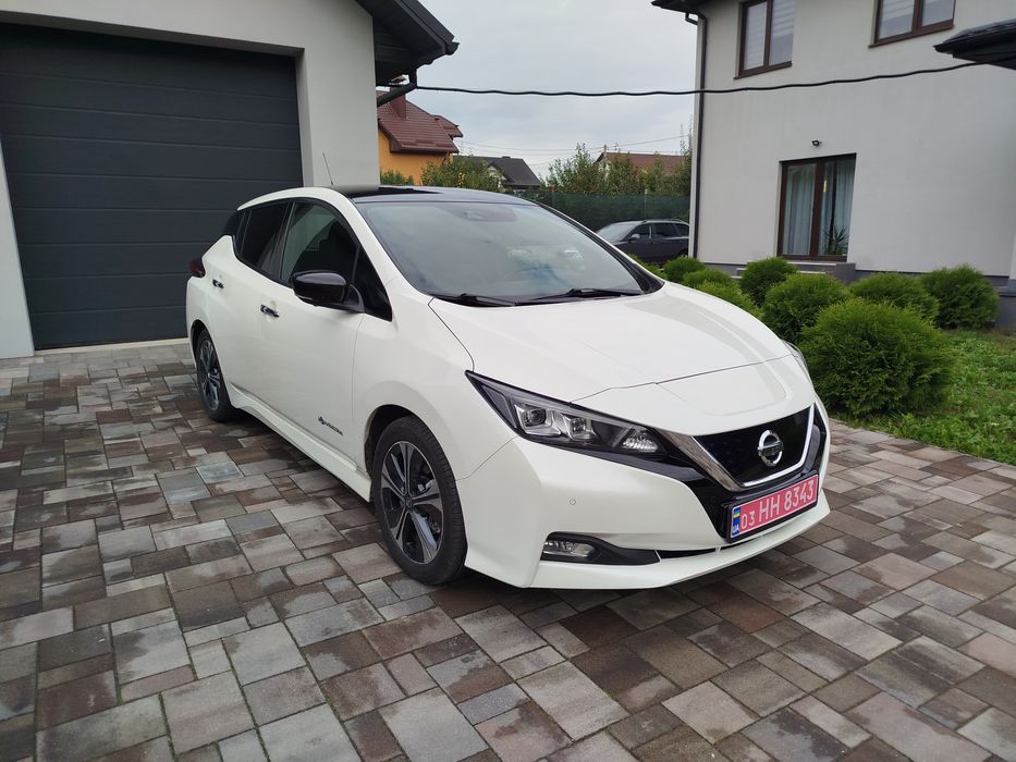 Продам Ніссан LiаF.