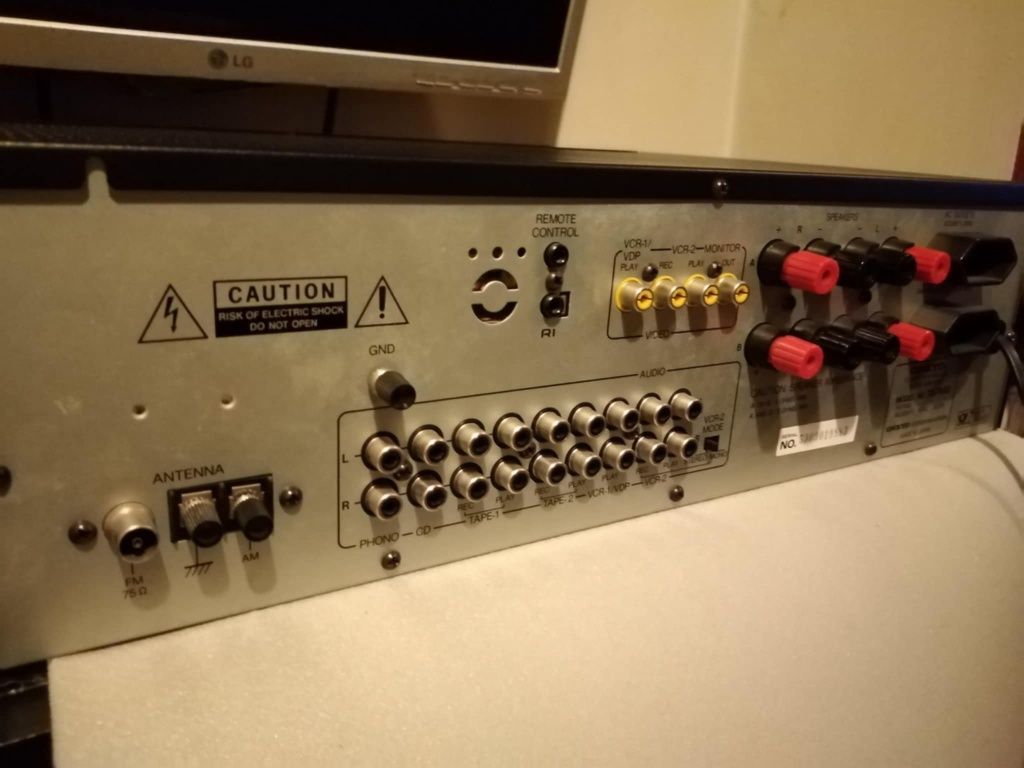 Amplificador Onkyo com rádio Mod TX 7630