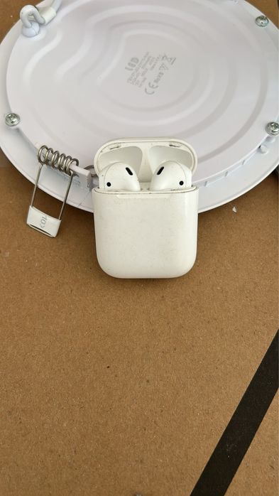 Airpods apple (2 geracao)