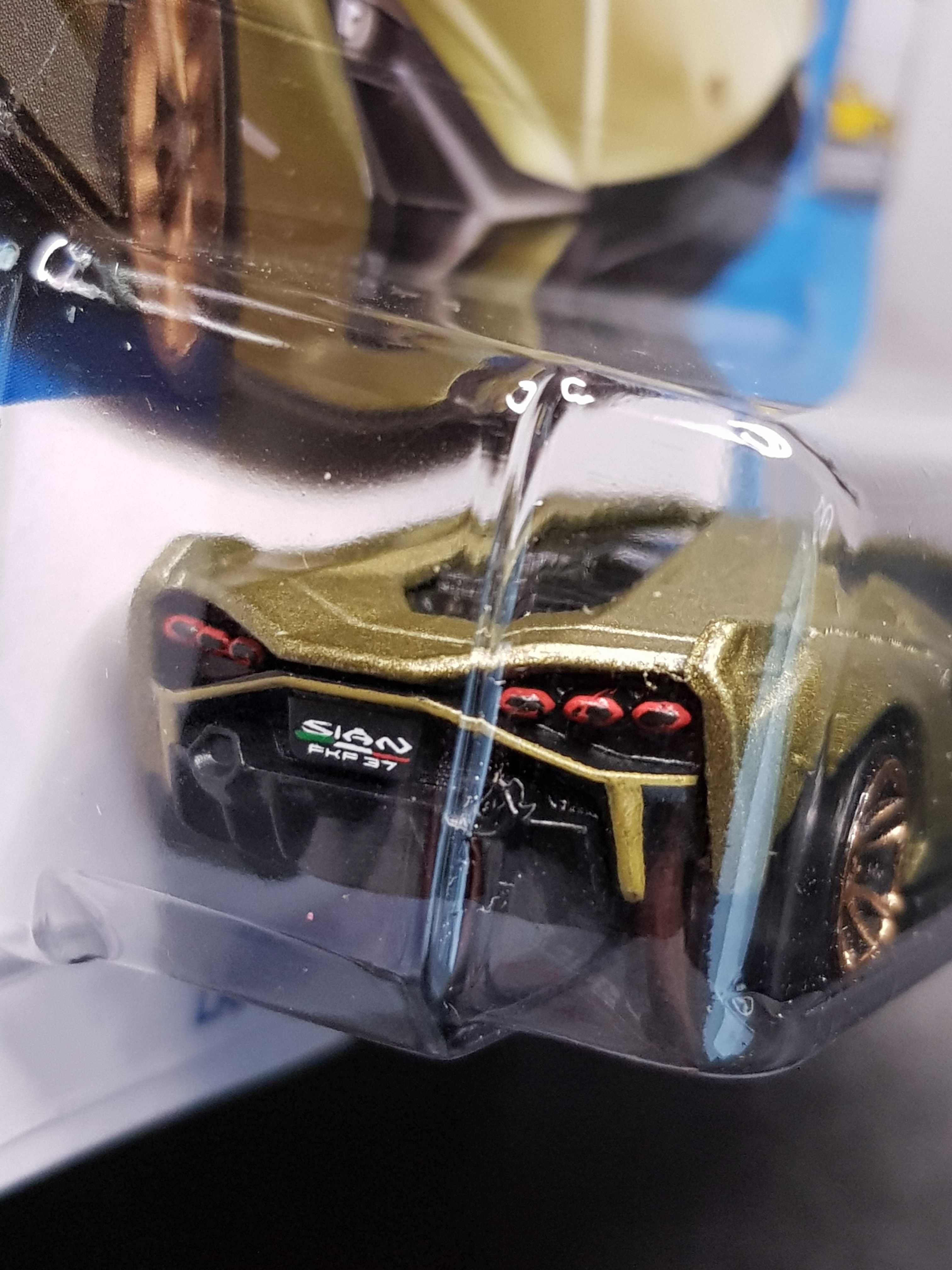 Hot Wheels Lamborghini Sian FKP 37 1:64 Factory Fresh