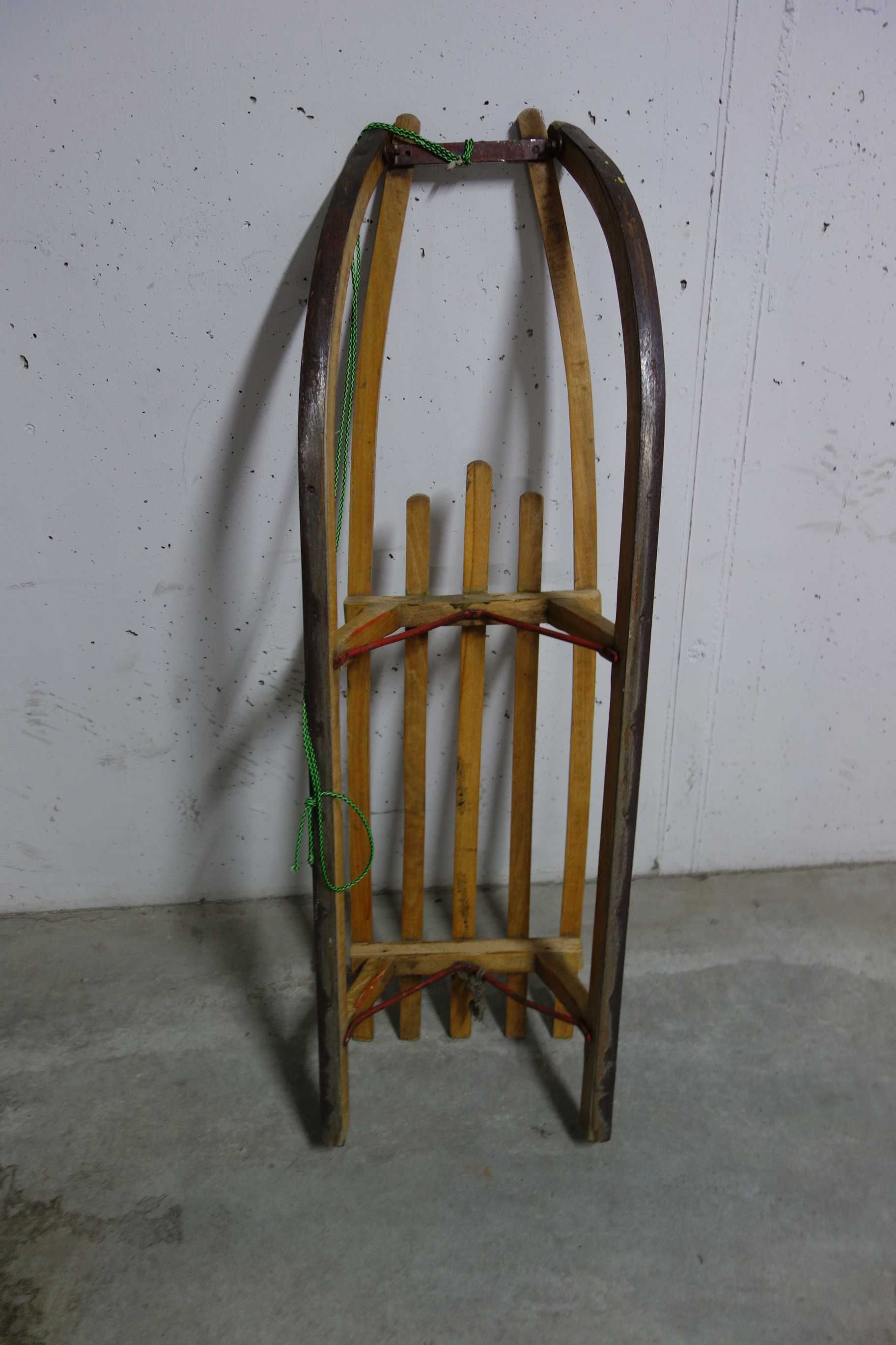 stare sanki zimowe drewniane vintage PRL lata 60-te kompletne