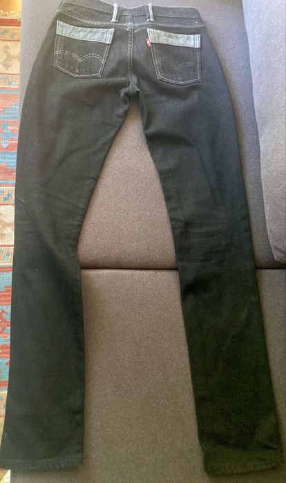 Calças levis, pretas, edição limitada, n 34, compradas no corte inglês