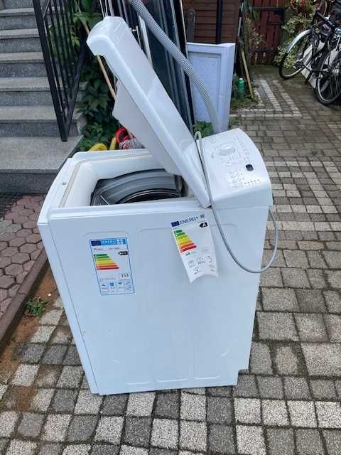 Pralka Whirlpool od góry